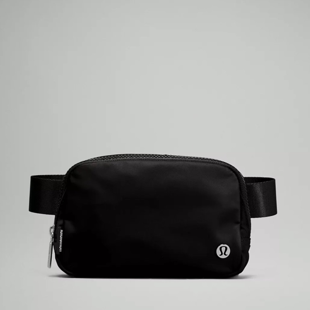 LULULEMON EVERYWHERE BELT BAG